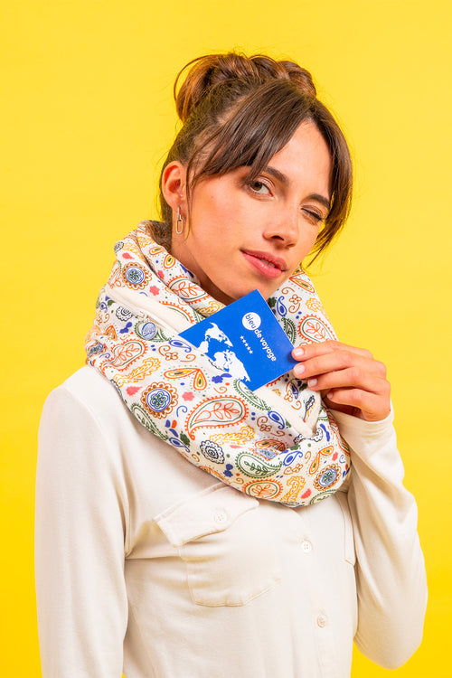 cheche-multicolore-ambiance-zoom-passeport